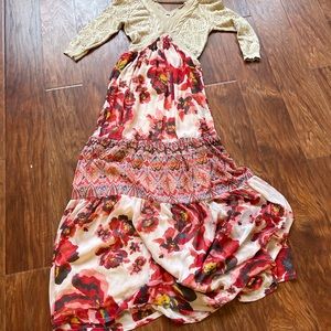 Preowned Free People Ethnic Rose boho maxi festival dress sz M sweater top
